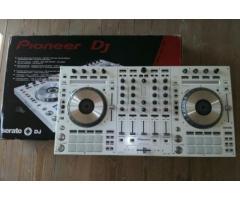 PIONEER DDJ SX2...550€/Pioneer XDJ-RX...800€/AKAI MPC 1000..340€